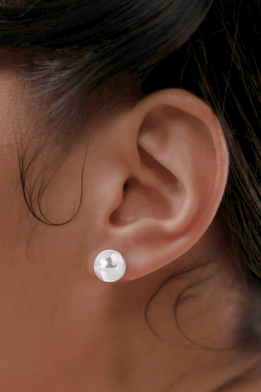 STUD PEARL EARRINGS