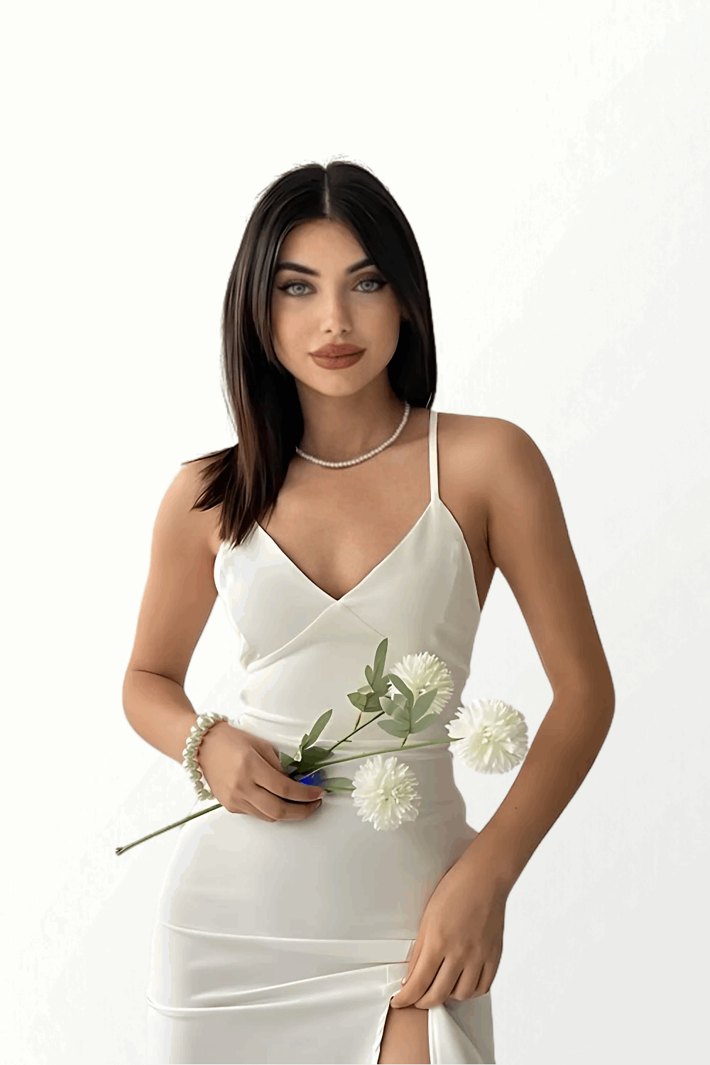 BACKSTRAPDRESS WITH SLIT