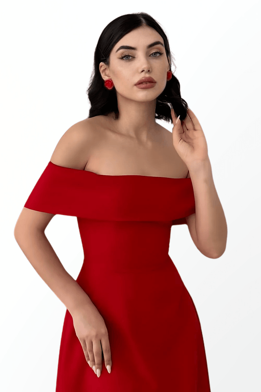 STRAPLESS DRESS WITH FLARED SKIRT